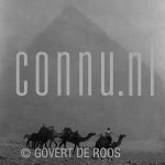 20-04-2007 Egypte Gizeh Pyramide.

[keywords]Black & White Image, Sandstorm: Locals, Camel, Pyramide[/keywords]